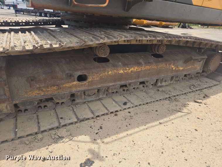 image for item EE0033 2015 Volvo EC380EL excavator