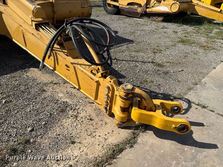 image for item EE0034 2012 John Deere 2112E scraper