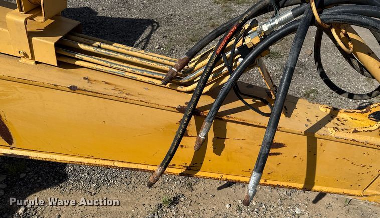 image for item EE0034 2012 John Deere 2112E scraper