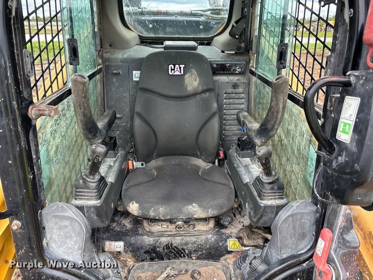 image for item EE0035 2019 Caterpillar 299D3 XE tracked skid steer loader