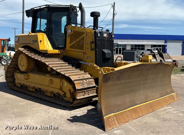 image for item EE0036 2024 Caterpillar D6 LGP dozer