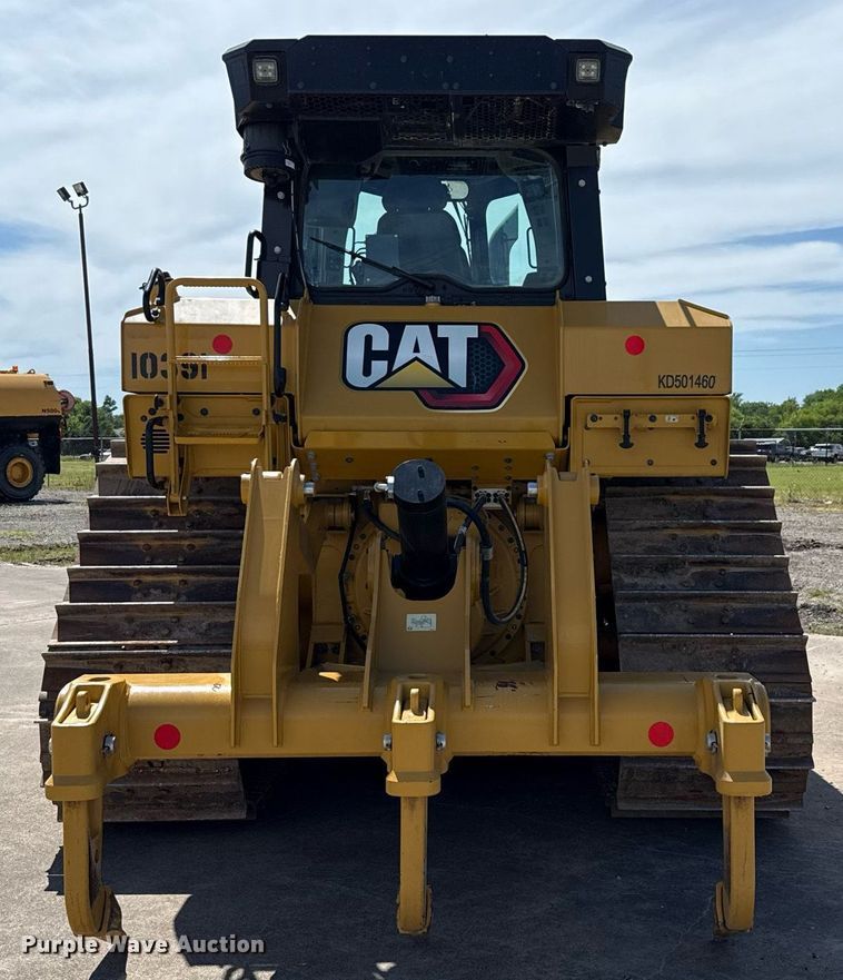 image for item EE0036 2024 Caterpillar D6 LGP dozer