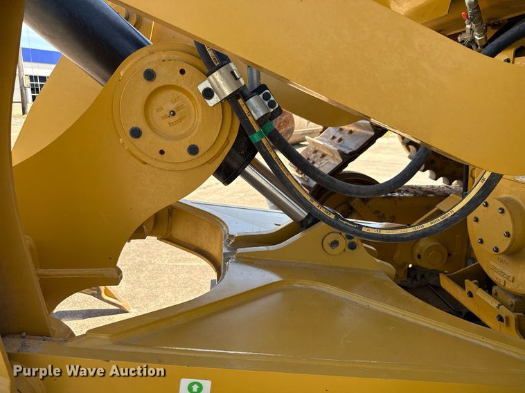 image for item EE0036 2024 Caterpillar D6 LGP dozer