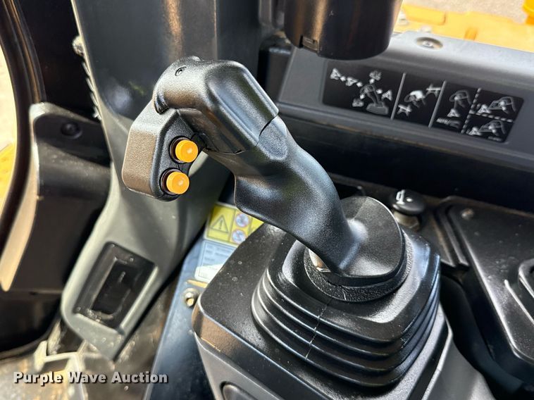 image for item EE0036 2024 Caterpillar D6 LGP dozer