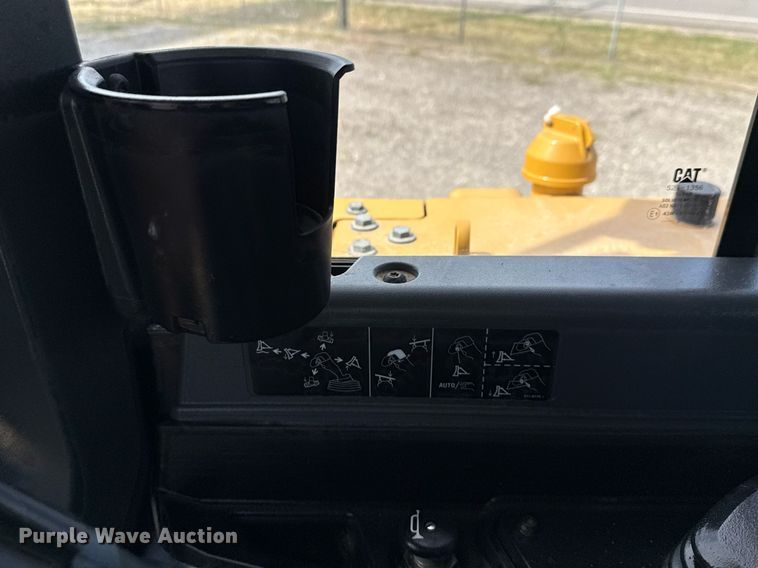 image for item EE0036 2024 Caterpillar D6 LGP dozer