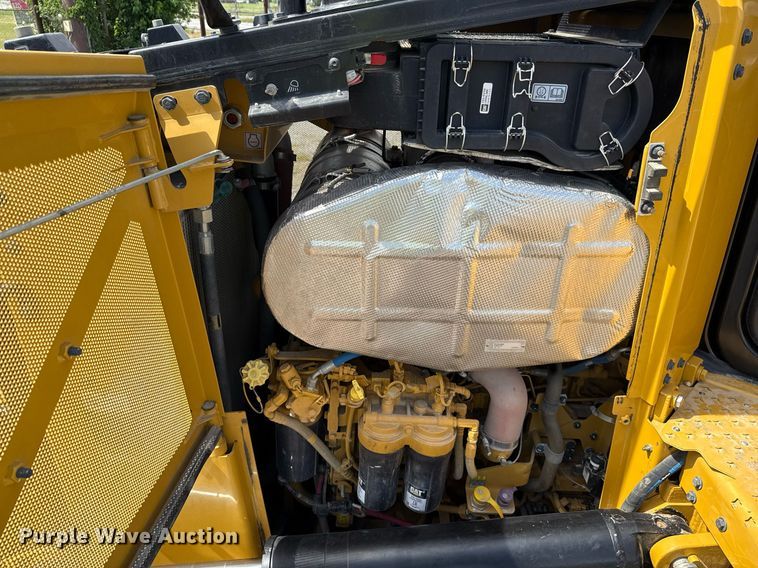 image for item EE0036 2024 Caterpillar D6 LGP dozer