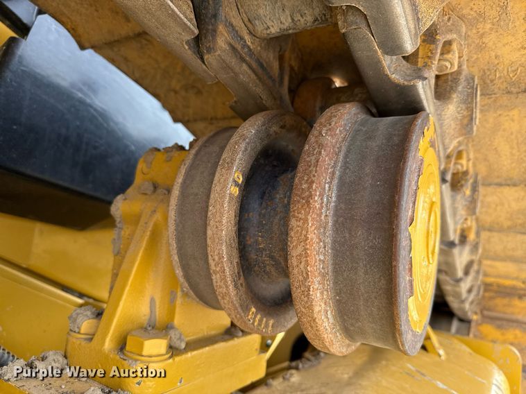 image for item EE0036 2024 Caterpillar D6 LGP dozer