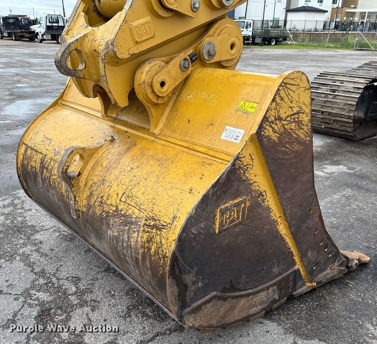 image for item EE0037 2023 Caterpillar 336 excavator