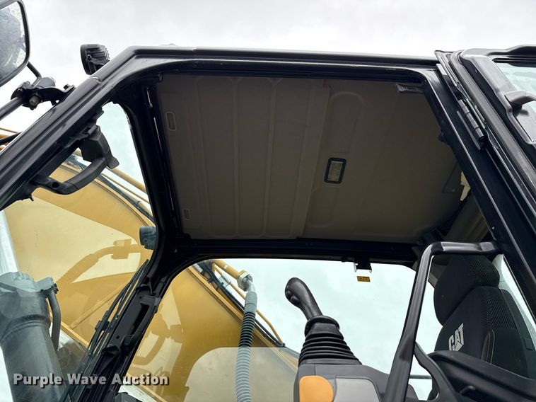 image for item EE0037 2023 Caterpillar 336 excavator