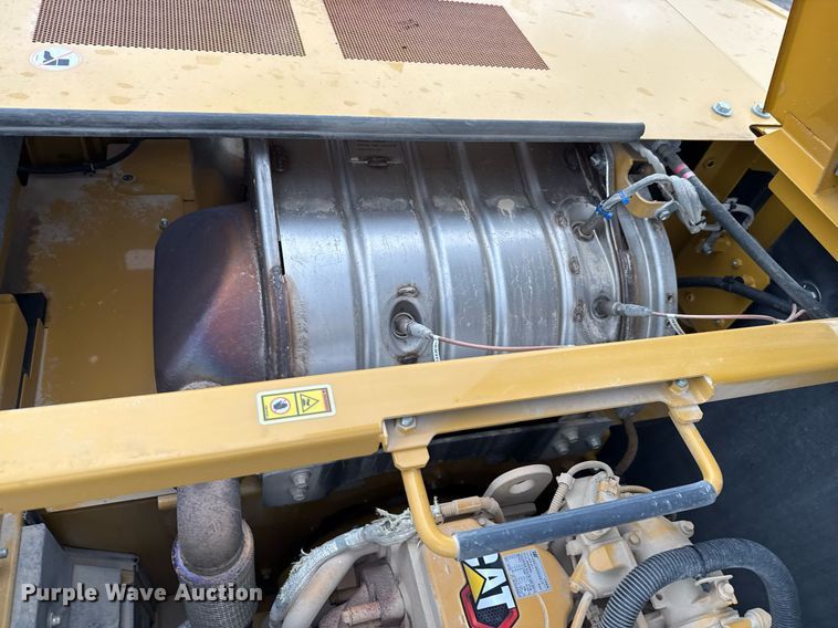 image for item EE0037 2023 Caterpillar 336 excavator