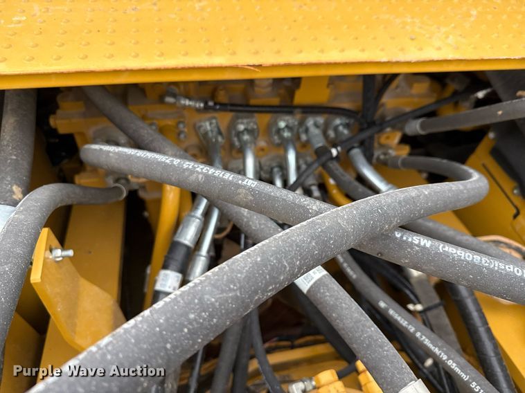 image for item EE0037 2023 Caterpillar 336 excavator