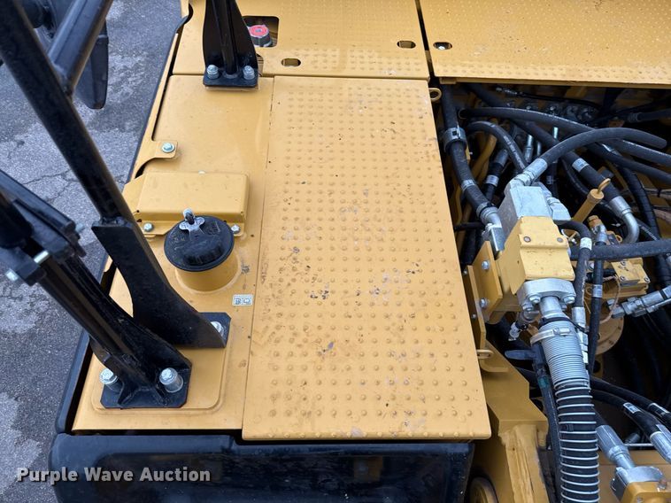 image for item EE0037 2023 Caterpillar 336 excavator