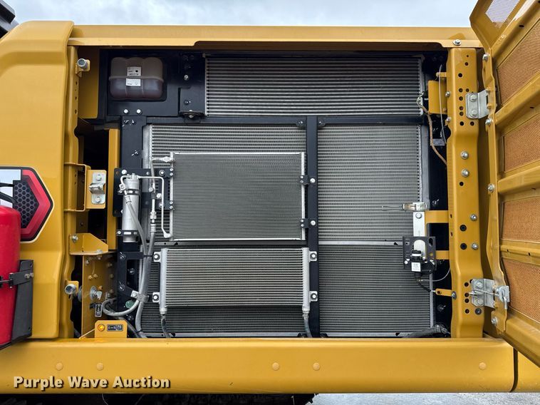 image for item EE0037 2023 Caterpillar 336 excavator