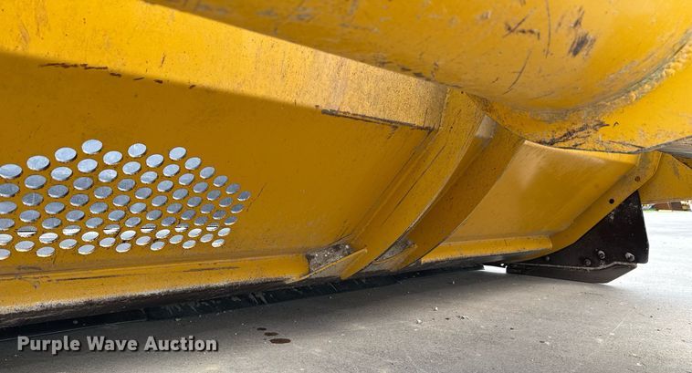 image for item EE0038 2018 John Deere 2010E scraper