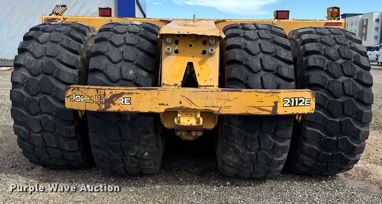 image for item EE0039 2012 John Deere 2112E scraper