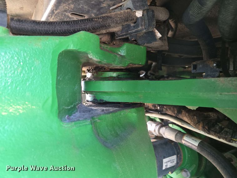 image for item EE0041 2017 John Deere 9470R Scraper Special 4WD tractor