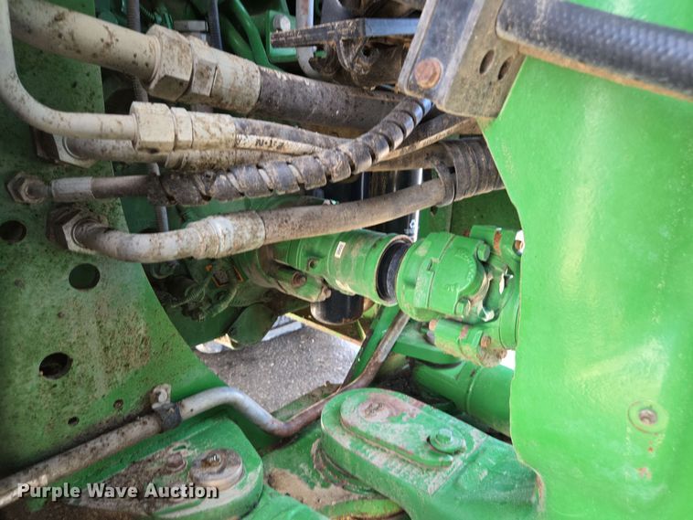 image for item EE0041 2017 John Deere 9470R Scraper Special 4WD tractor