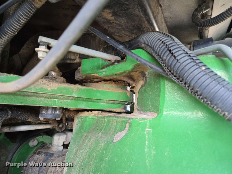 image for item EE0041 2017 John Deere 9470R Scraper Special 4WD tractor