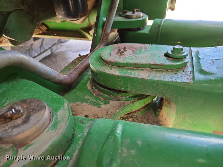 image for item EE0041 2017 John Deere 9470R Scraper Special 4WD tractor