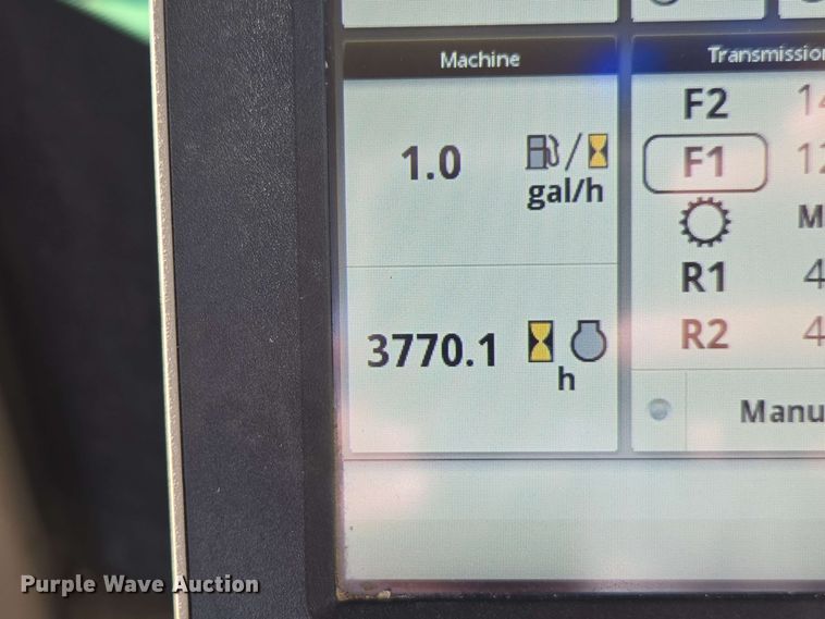 image for item EE0041 2017 John Deere 9470R Scraper Special 4WD tractor