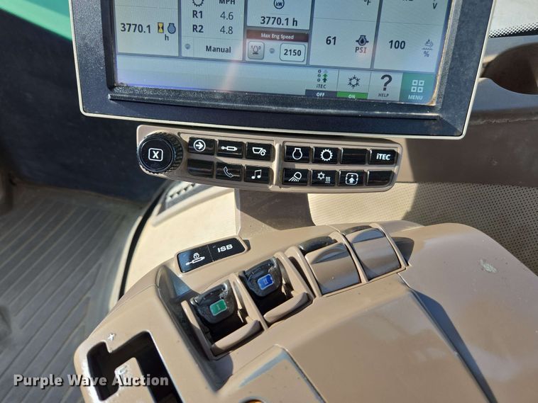 image for item EE0041 2017 John Deere 9470R Scraper Special 4WD tractor