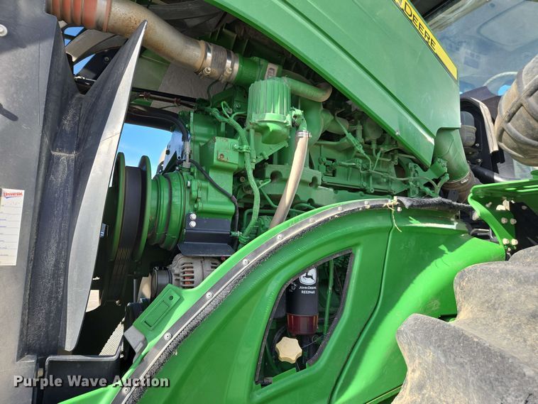 image for item EE0041 2017 John Deere 9470R Scraper Special 4WD tractor