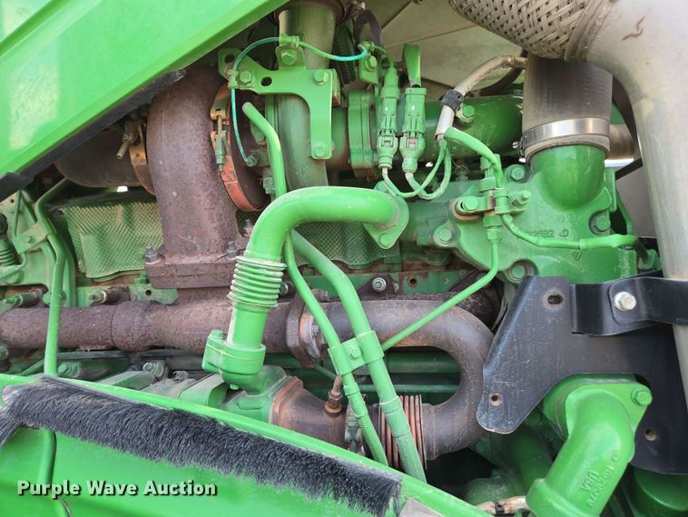 image for item EE0041 2017 John Deere 9470R Scraper Special 4WD tractor