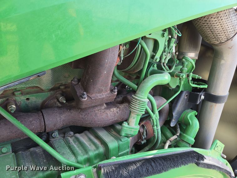 image for item EE0041 2017 John Deere 9470R Scraper Special 4WD tractor