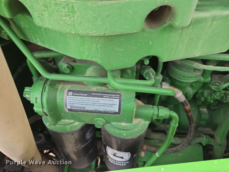 image for item EE0041 2017 John Deere 9470R Scraper Special 4WD tractor