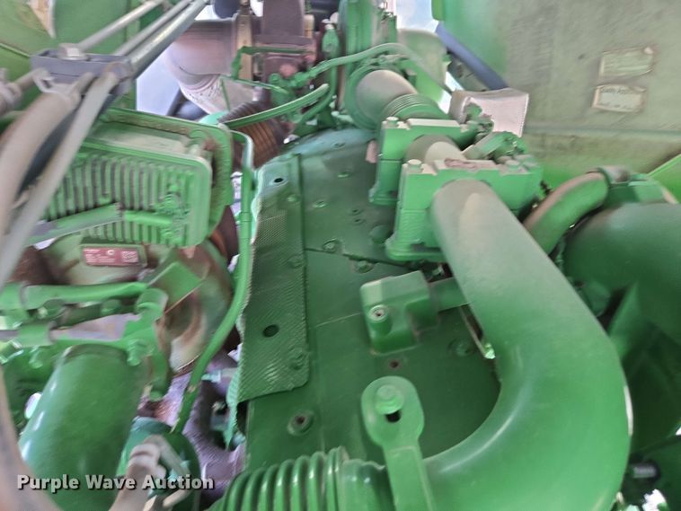 image for item EE0041 2017 John Deere 9470R Scraper Special 4WD tractor