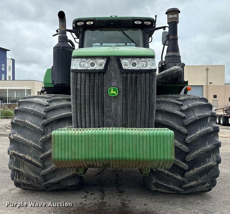 image for item EE0042 2018 John Deere 9470R Scraper Special 4WD tractor