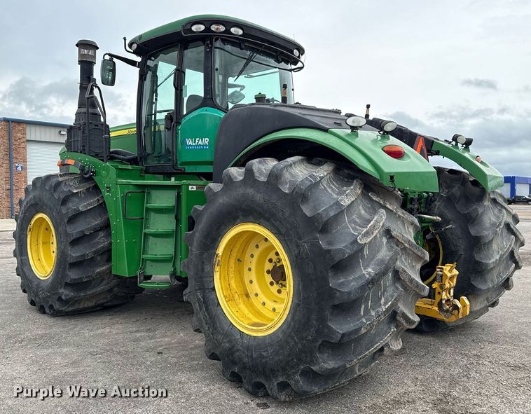 image for item EE0042 2018 John Deere 9470R Scraper Special 4WD tractor