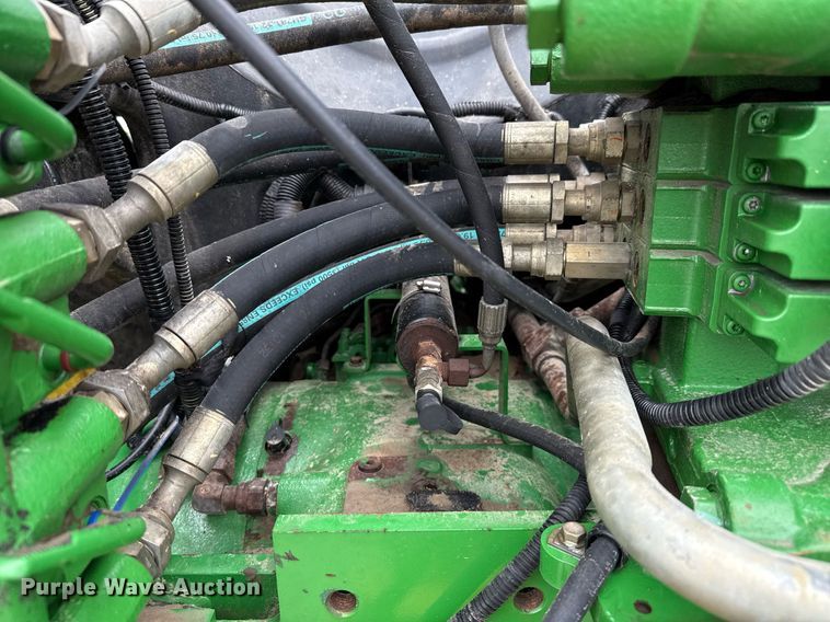 image for item EE0042 2018 John Deere 9470R Scraper Special 4WD tractor