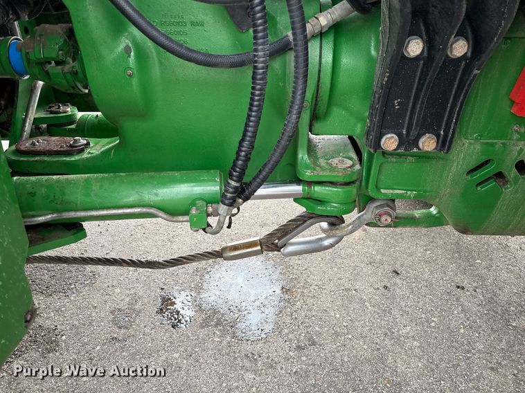 image for item EE0042 2018 John Deere 9470R Scraper Special 4WD tractor