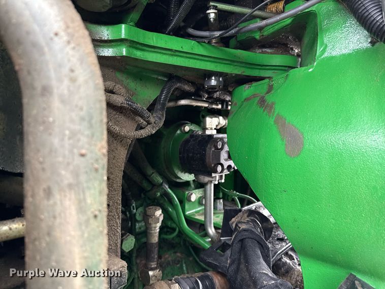 image for item EE0042 2018 John Deere 9470R Scraper Special 4WD tractor