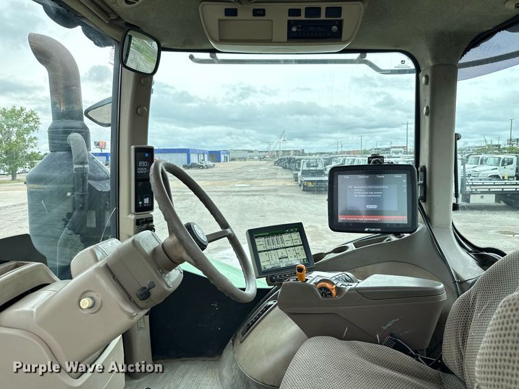 image for item EE0042 2018 John Deere 9470R Scraper Special 4WD tractor