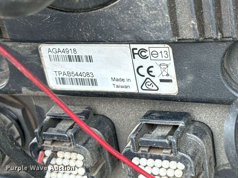 image for item EE0042 2018 John Deere 9470R Scraper Special 4WD tractor