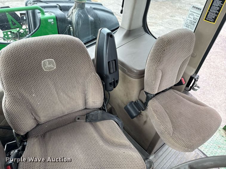 image for item EE0042 2018 John Deere 9470R Scraper Special 4WD tractor