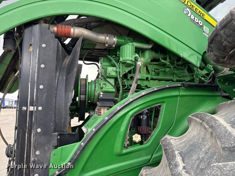 image for item EE0042 2018 John Deere 9470R Scraper Special 4WD tractor