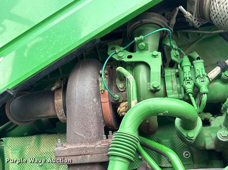 image for item EE0042 2018 John Deere 9470R Scraper Special 4WD tractor