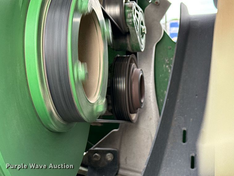 image for item EE0042 2018 John Deere 9470R Scraper Special 4WD tractor