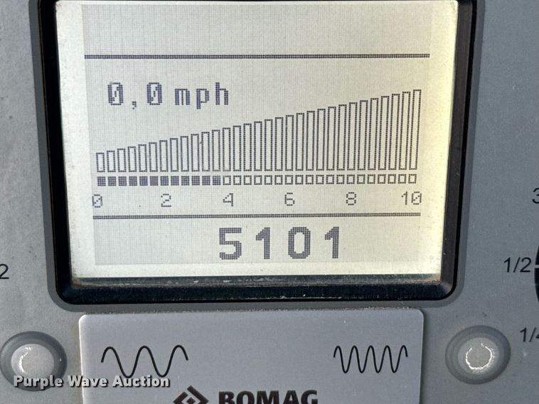 image for item EE0043 2018 Bomag BW 211 D-5 single drum vibratory roller