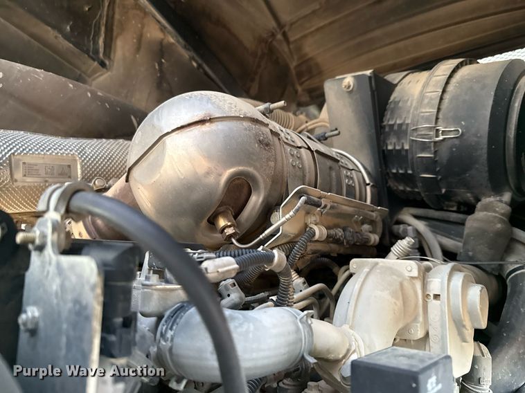 image for item EE0043 2018 Bomag BW 211 D-5 single drum vibratory roller