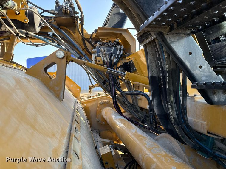 image for item EE0044 2020 Caterpillar RM400 reclaimer