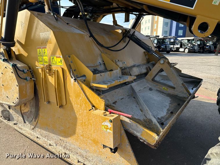 image for item EE0044 2020 Caterpillar RM400 reclaimer