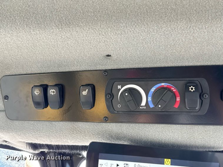 image for item EE0044 2020 Caterpillar RM400 reclaimer