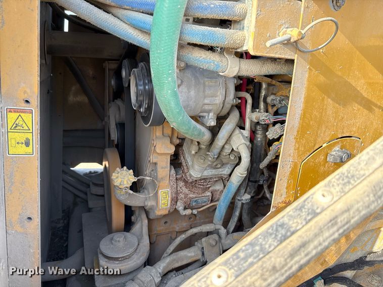 image for item EE0044 2020 Caterpillar RM400 reclaimer