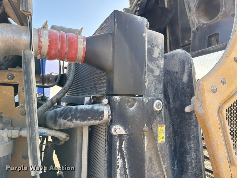 image for item EE0044 2020 Caterpillar RM400 reclaimer