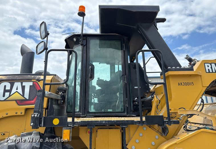 image for item EE0045 2020 Caterpillar RM400 reclaimer