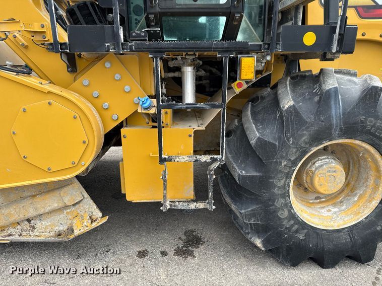 image for item EE0045 2020 Caterpillar RM400 reclaimer